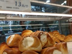 奶油牛角面包-新侨三宝乐面包店(崇文门店)