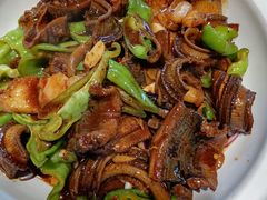 -董厨煨汤馆(车站路店)