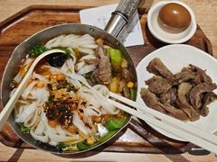 嬢嬢跷脚牛肉粉-小满手工粉(上海月星环球港店)