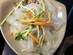 -亮亮面馆(经六路店)