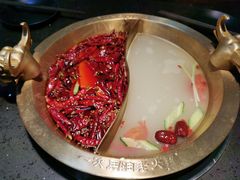 特色鸳鸯锅-锅说大脸毛肚重庆老火锅(佐阾店)