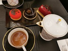 -Salon de The de Joel Robuchon(外滩18号店)