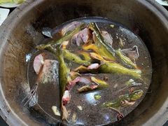 -山城家常菜铁锅炖鱼