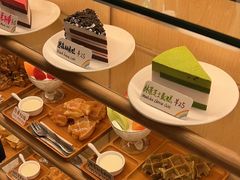 -猫的天空之城概念书店(束河店)