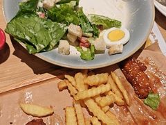 -必胜客(机场路店)