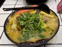 -肥汁米蘭香港米线(长宁来福士店)