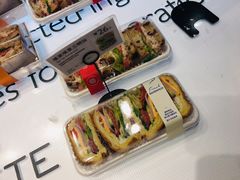 -PARIS BAGUETTE巴黎贝甜(周浦万达店)