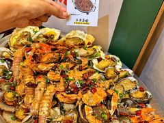 -东来菜馆•手抓海鲜家常菜•海鲜锅贴(鸽子窝店)