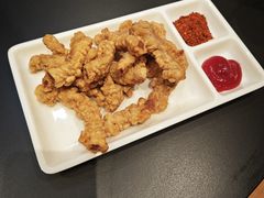-肥肥虾庄·金牌油焖大虾(汉口城市广场店)