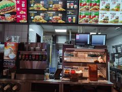 -汉堡王(大连柏威年餐厅店)