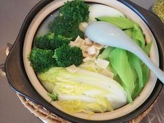 -忆食尚腊味煲仔饭(华南城店)