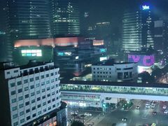 -上海龙之梦万丽酒店