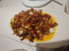 宫保鸡丁-夫妻肺片·中华老字号·正宗川菜(春熙路店)
