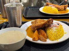 津津嚤羅雞髀飯-津津飯堂