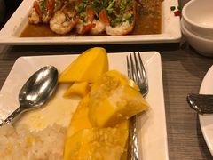 -J Daeng Seafood