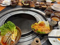 -阿山卓·野生菌火锅·纳西火塘烤肉