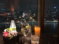 -翡翠36酒吧(浦东香格里拉店)
