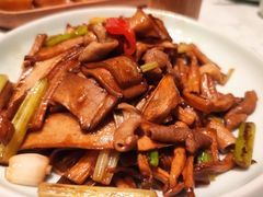 双菇爆鹅肠-大榕树下顺德菜(融创茂店)