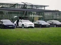 -TESLA 特斯拉(上海太古汇体验店)
