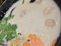 -渔米丰·广府鱼汤米线(光明广场店)