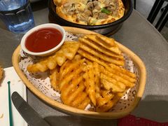 -必胜客(百联又一城店)
