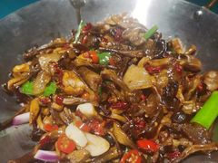 -呷湘厨·鱼汤捞饭·剁椒鱼头·辣椒炒肉(国家会展中心店)
