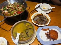 -莲餐厅·湖北菜·潜江小龙虾店(愚园路店)