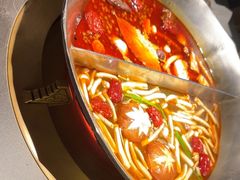 -湊湊火锅·茶憩(杭州湖滨银泰in77店)