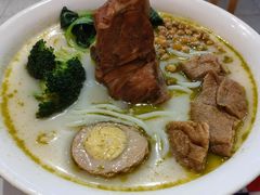 藤椒排骨砂锅-万和春排骨砂锅米饭(新业广场店)