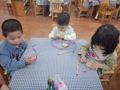 -红黄蓝幼儿园(颐东苑店)