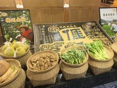 -围龙屋客家食府(福田店)