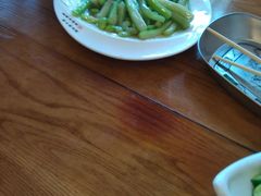 -鲁小三·大骨自助(金山总店)