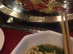 -山城年华老火锅(玉林店)