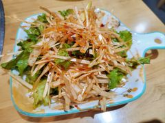 凉拌葱丝-许妈妈餐厅烤肉烧烤家常菜(明润广场店)