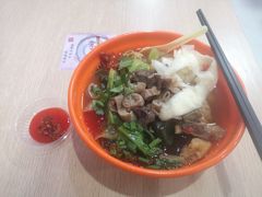 牛杂猪肠粉-岭南第一锅(萝岗万达店)