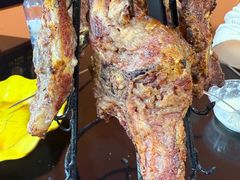 -烤肉小伙烤肉店