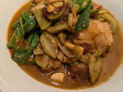 -鸽子侯·家宴·平价海鲜(绿地店)