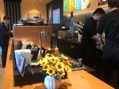 -星巴克(兰州中川机场T2出发店)