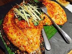 香茅草烤罗非鱼-云海肴·汽锅鸡·云南菜(苏州中心店)