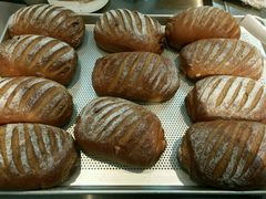 -Dough&Joe团憩(瑞虹天地月亮湾店)