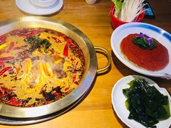 -潮火锅·麻辣牛肉火锅(观音桥方圆·LIVE店)