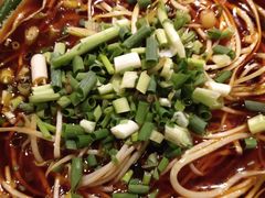 -拈签一笑黄牛肉辣卤串串