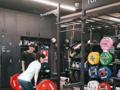 -TOP健身私教工作室(侨香店)