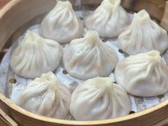 -莱莱小笼·乔艾