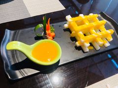 -江上荟·创意中国菜(绿地缤纷城店)