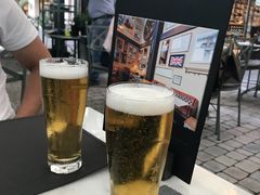 -马德里拉斯咯扎斯购物村