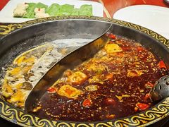 鸳鸯锅底-黄家码头老火锅(解放碑旗舰店)