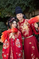 -雪中彩影婚纱摄影·微光艺术中心