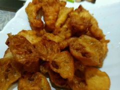 -大宁国际商业广场-地下停车库