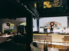 -穹六人间 people 6(岳阳路店)